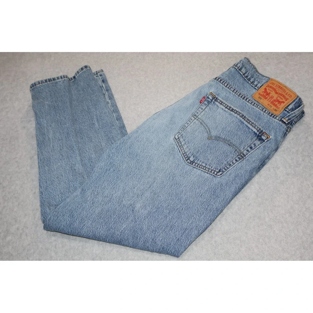 Levi's Strauss & Co 541 Athletic Taper Mens 33x30 Blue Denim Jeans Cotton Blend